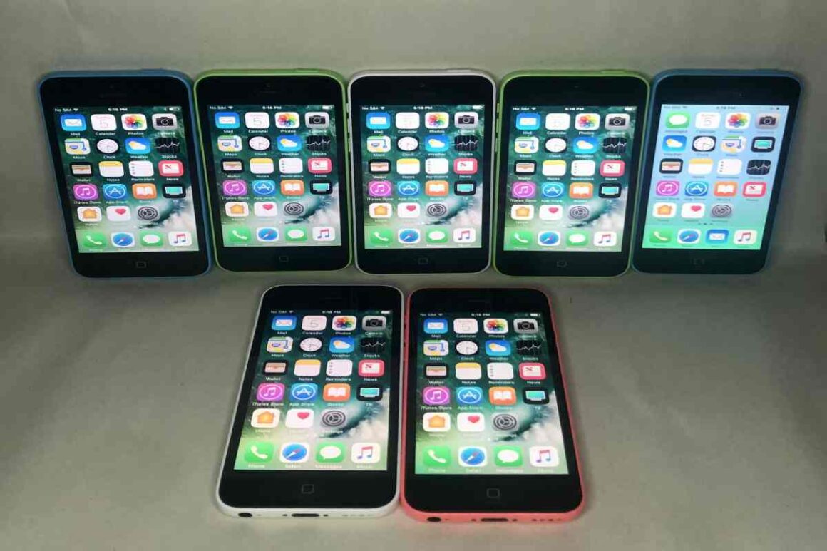 The Apple iPhone SE Walmart Store